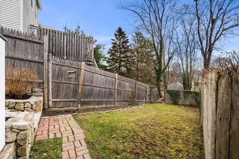 175 Lothrop St, Beverly, MA 01915 photo 31