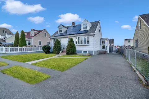 144 Orvis Rd, Revere, MA 02151