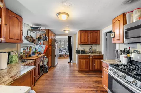 27 Appleton St, Salem, MA 01970 photo 14