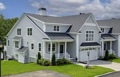 21 Clubview Dr #21, Andover, MA 01810