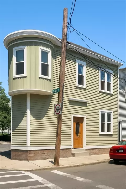 220 Dorchester St, Boston, MA 02127