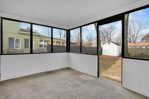 100 Abbott St, Springfield, MA 01118 photo 9