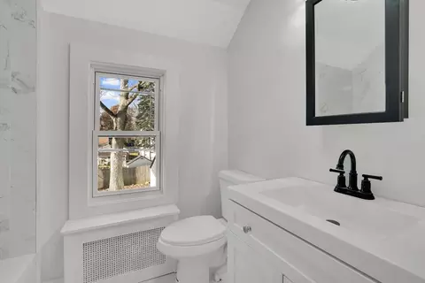 100 Abbott St, Springfield, MA 01118 photo 19