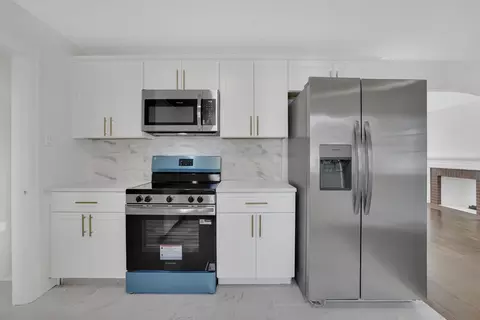 100 Abbott St, Springfield, MA 01118 photo 17