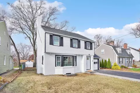 100 Abbott St, Springfield, MA 01118 photo 4