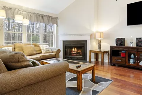 Living - 7 Millers Way #C, Sutton, MA 01590 photo 1 of 3