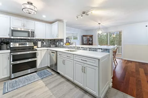 Kitchen - 7 Millers Way #C, Sutton, MA 01590 photo 1 of 3