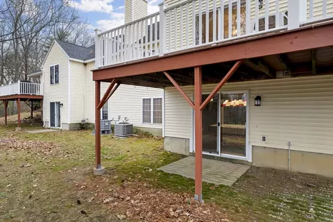 Exterior - 7 Millers Way #C, Sutton, MA 01590 photo 2 of 4