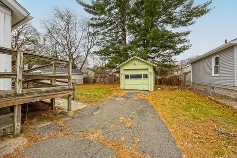 97 Oklahoma St, Springfield, MA 01104 photo 24