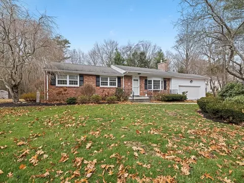89 Windsor Ave, Acton, MA 01720
