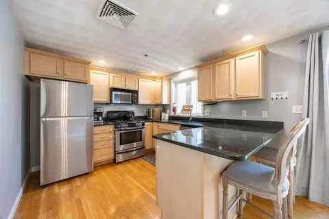11 Endicott # A, Peabody, MA 01960 photo 5