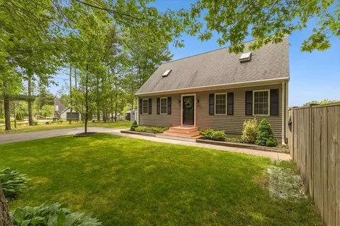 19 Station St, Wareham, MA 02571 photo 3
