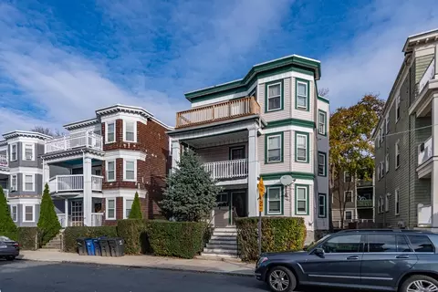 18 Santuit St, Boston, MA 02124