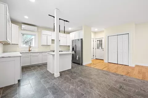 10 Beale St, Worcester, MA 01606 photo 12