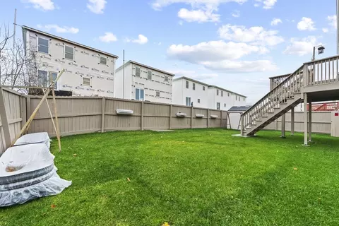 302 Oak Grove Ave, Fall River, MA 02723 photo 25