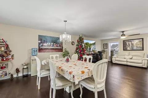 302 Oak Grove Ave, Fall River, MA 02723 photo 11