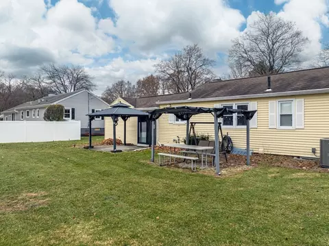 31 Stone Path Ln, West Springfield, MA 01089 photo 25