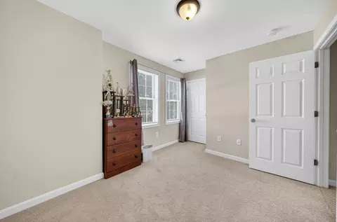 321 King St, Fall River, MA 02724 photo 24