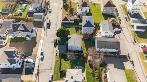 321 King St, Fall River, MA 02724 photo 39