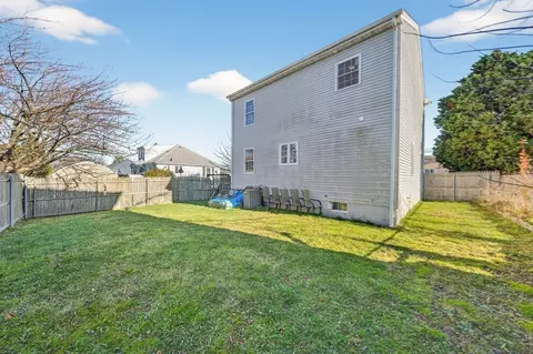 321 King St, Fall River, MA 02724 photo 31