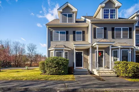 1 Juneberry Ln #82, Worcester, MA 01606