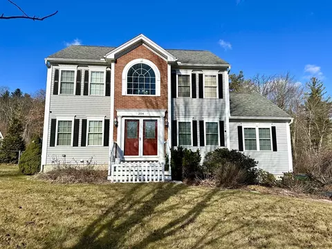 204 Roosevelt St, Fitchburg, MA 01420