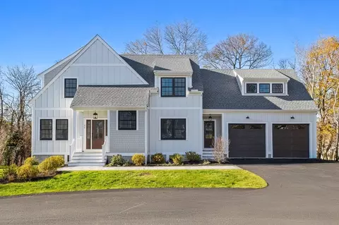 37 Lantern Ln, Braintree, MA 02184