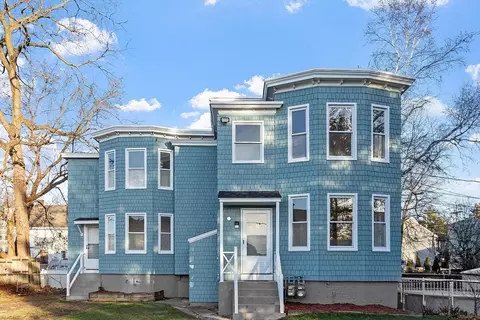23 Lewis St, Haverhill, MA 01830