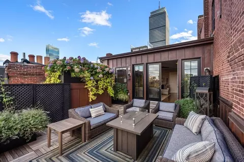 288 Commonwealth Ave #3, Boston, MA 02115