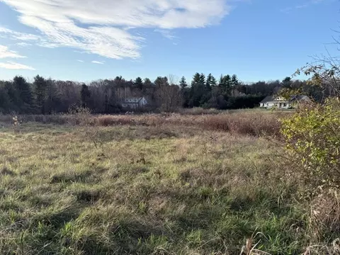 10 Wesley Rd, Mendon, MA 01756