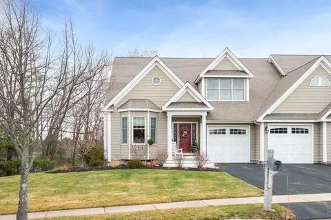 8 Riverview Hts #61, Amesbury, MA 01913