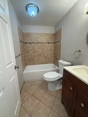 5455 N Main St #12A, Fall River, MA 02720 photo 12