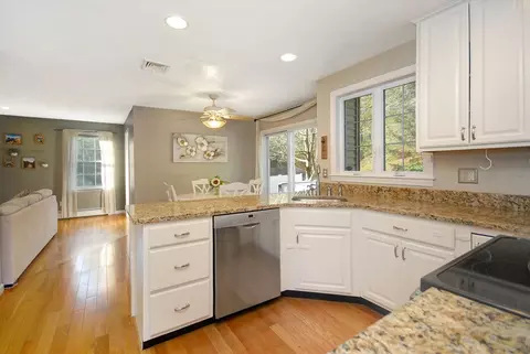 67 Old Marlboro Rd, Maynard, MA 01754 photo 8