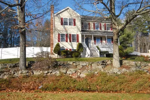 67 Old Marlboro Rd, Maynard, MA 01754 photo 2