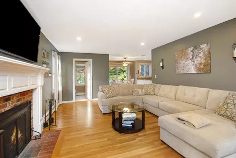 67 Old Marlboro Rd, Maynard, MA 01754 photo 4