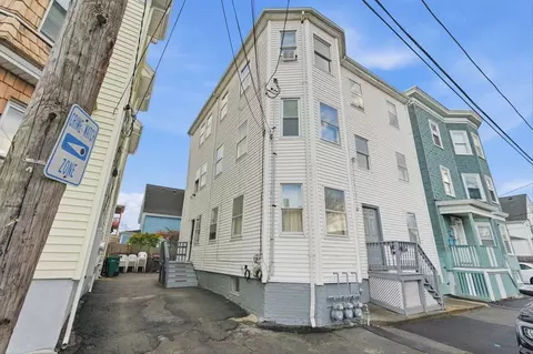 8 Ray, Lynn, MA 01905