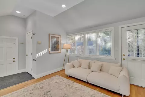 33 Avon Rd, Wellesley, MA 02482 photo 19