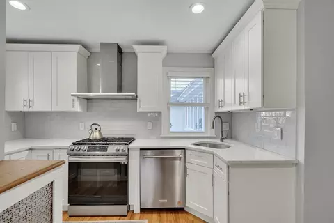 33 Avon Rd, Wellesley, MA 02482 photo 16