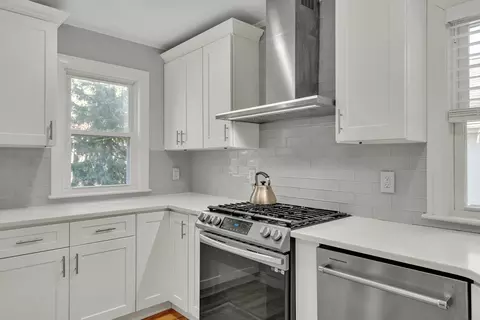 33 Avon Rd, Wellesley, MA 02482 photo 13