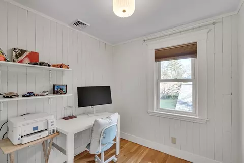 33 Avon Rd, Wellesley, MA 02482 photo 30