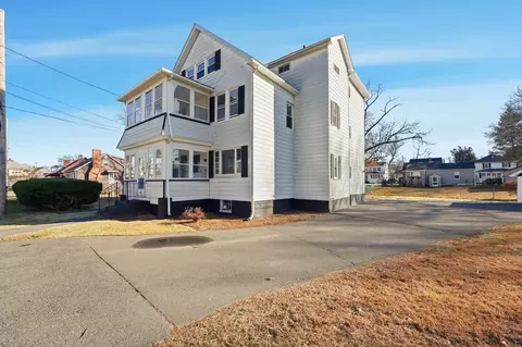 37 Kennedy St, Chicopee, MA 01013 photo 2