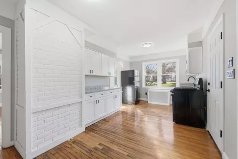 37 Kennedy St, Chicopee, MA 01013 photo 7