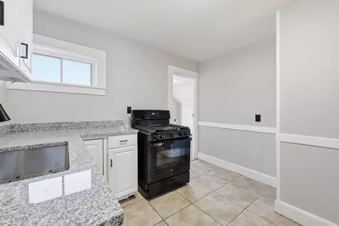 37 Kennedy St, Chicopee, MA 01013 photo 23