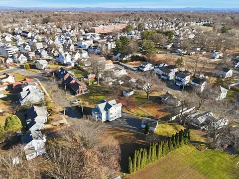 37 Kennedy St, Chicopee, MA 01013 photo 40