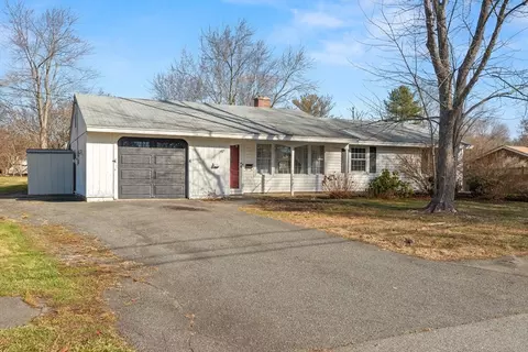 42 Coolidge Rd, Danvers, MA 01923