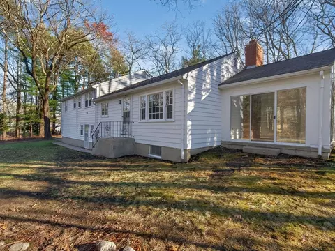 Exterior - 1 Crest Dr W, Dover, MA 02030 photo 6 of 9