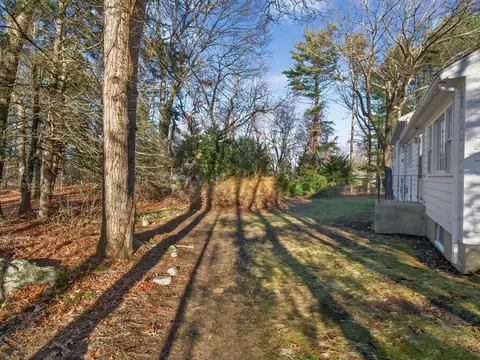 Exterior - 1 Crest Dr W, Dover, MA 02030 photo 9 of 9