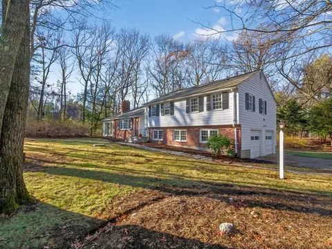 Exterior - 1 Crest Dr W, Dover, MA 02030 photo 5 of 9