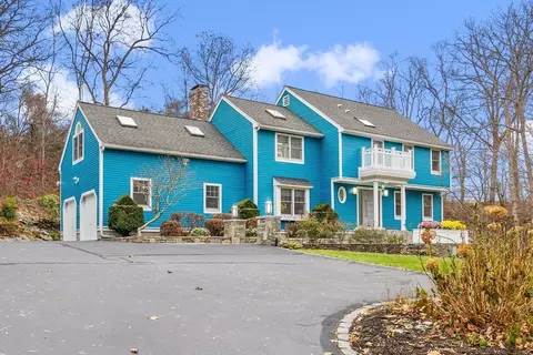 39 Desimone Dr, Marlborough, MA 01752