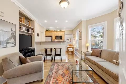 561 Broadway #C1, Somerville, MA 02145
